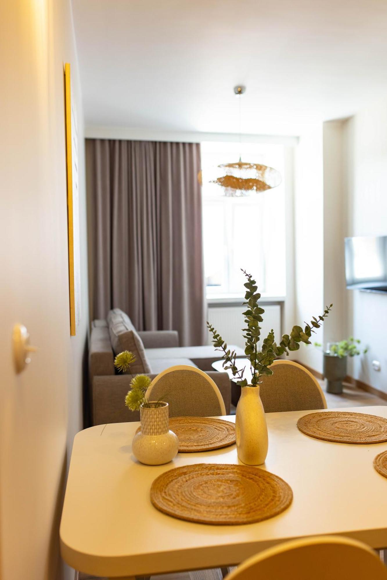 Apartamenty Rynek 12 Tarnów Exteriör bild