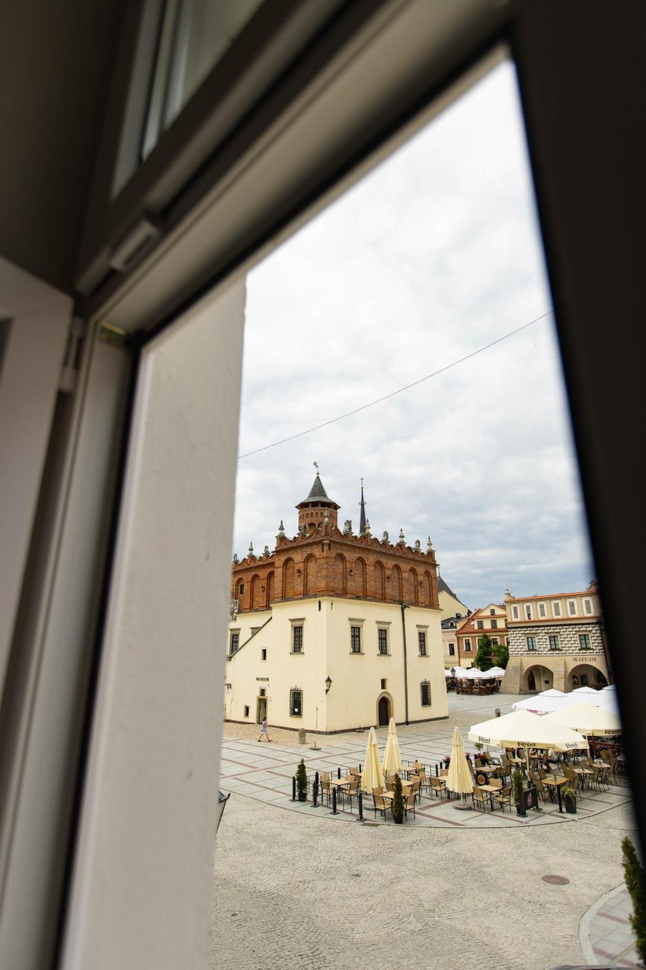 Apartamenty Rynek 12 Tarnów Exteriör bild